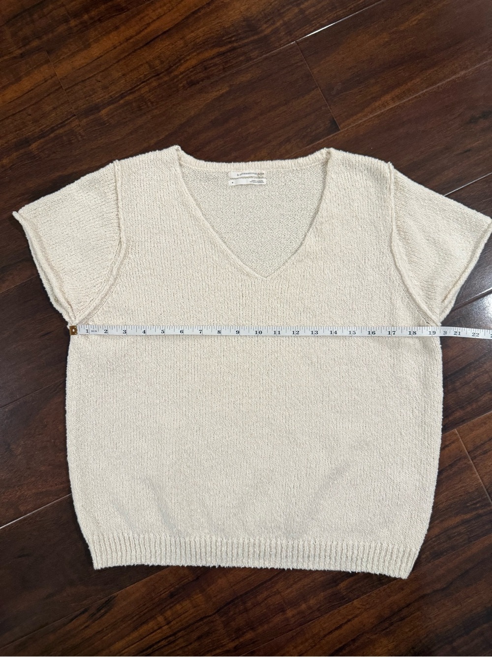 Anthropologie v neck sweater